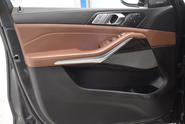Used 2019 BMW X7 xDrive50i w/ Cold Weather Package AWD/4WD image 20