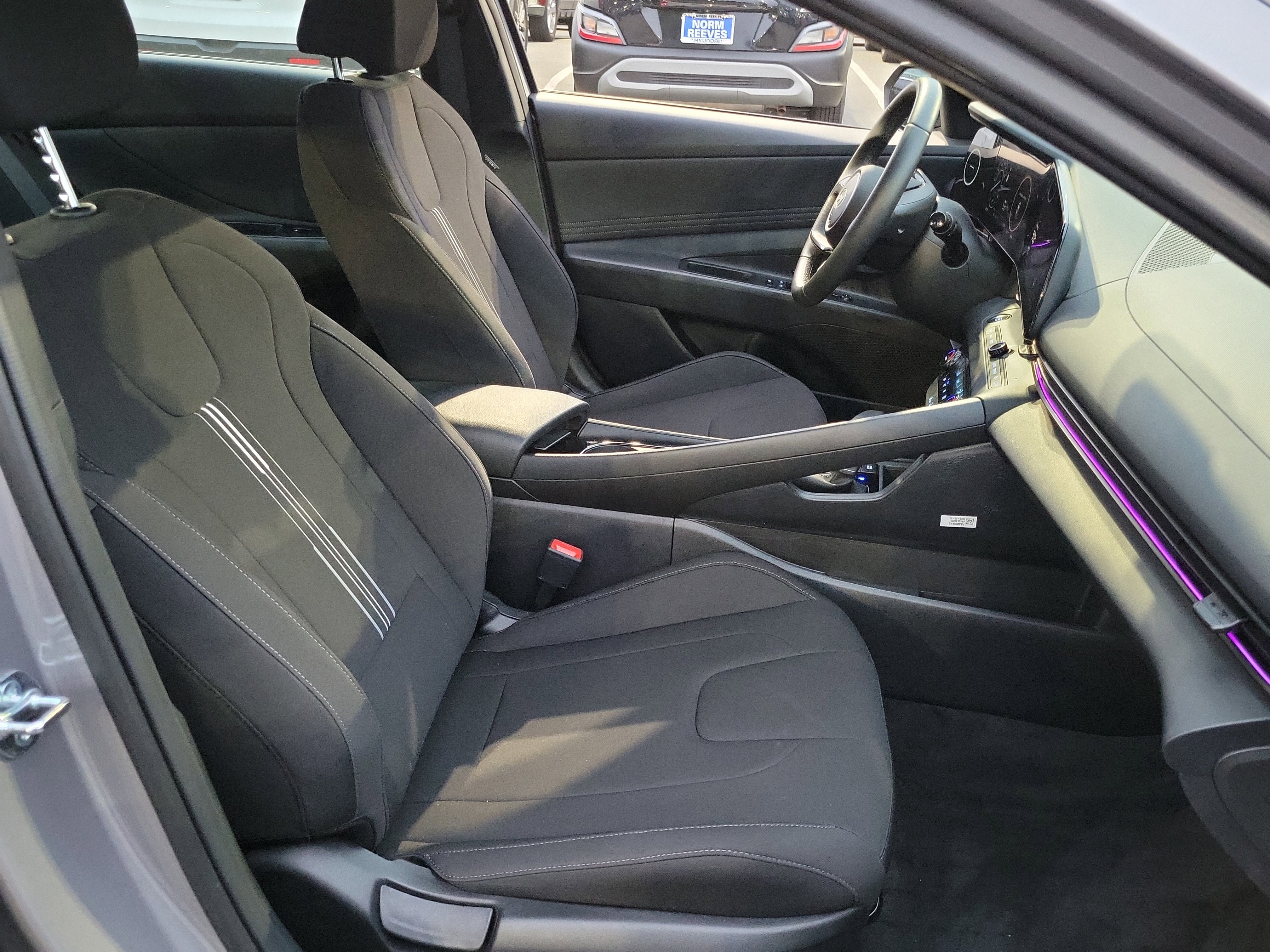 Certified 2025 Hyundai Elantra SEL image 21