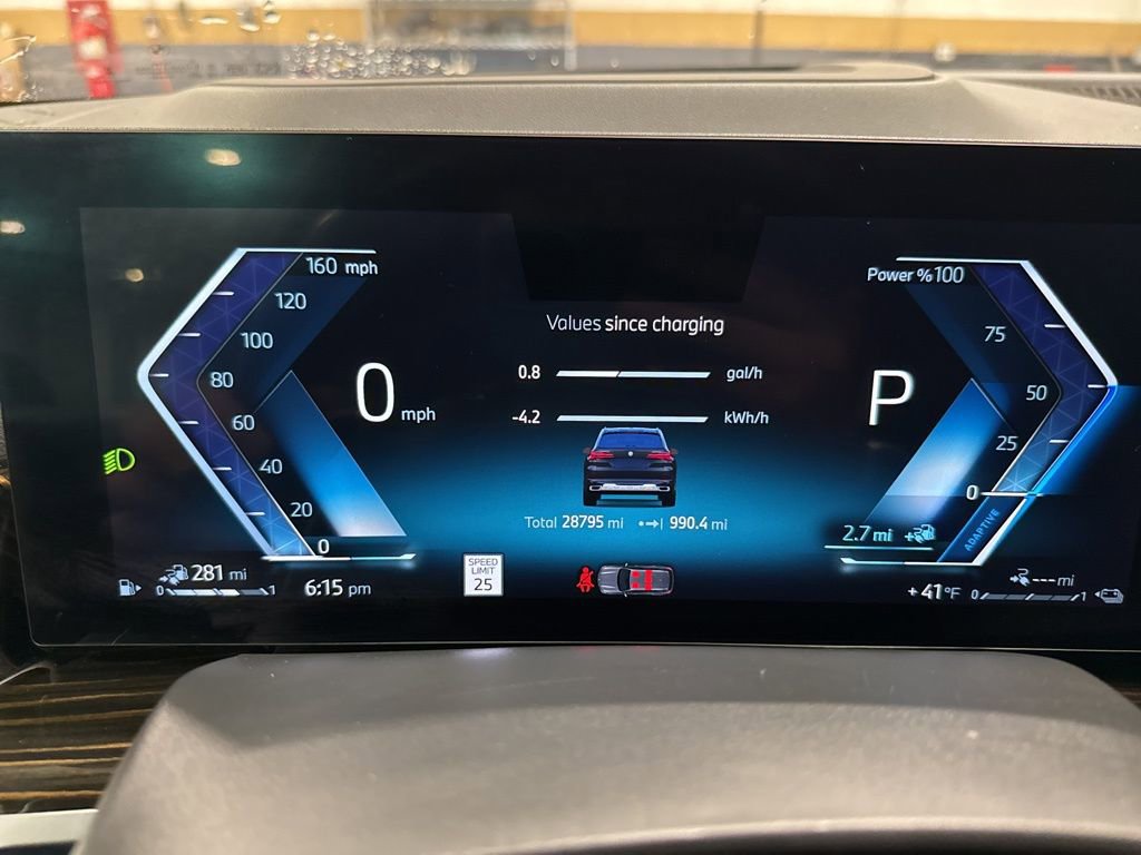 Used 2025 BMW X5 xDrive50e image 22