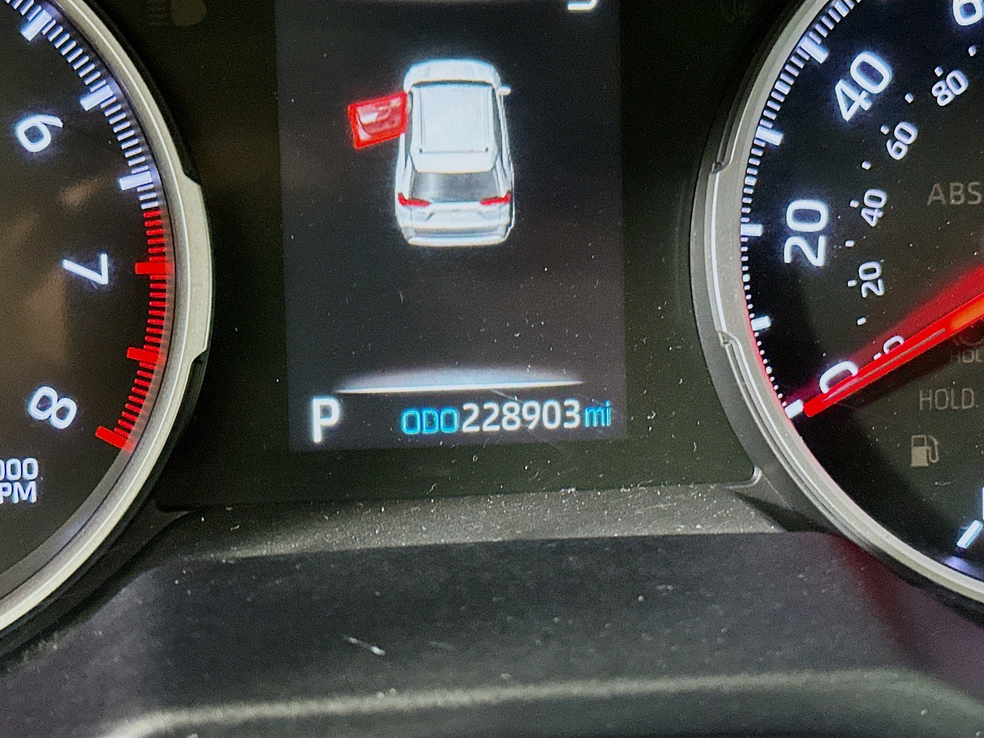 Used 2020 Toyota RAV4 LE FWD image 19