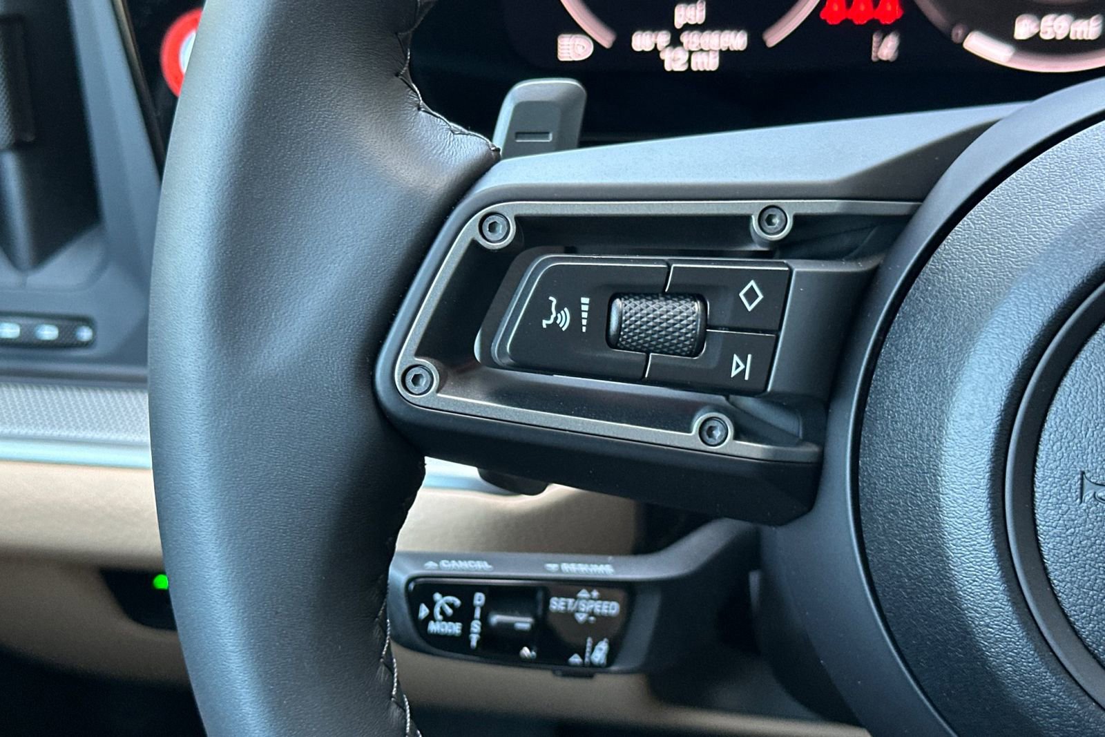 New 2026 Porsche Cayenne E-Hybrid AWD/4WD image 31