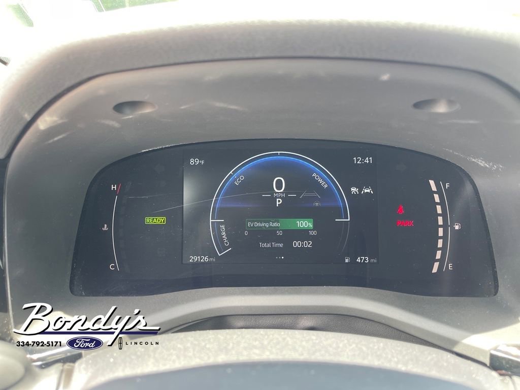 Used 2025 Toyota Camry LE FWD image 4