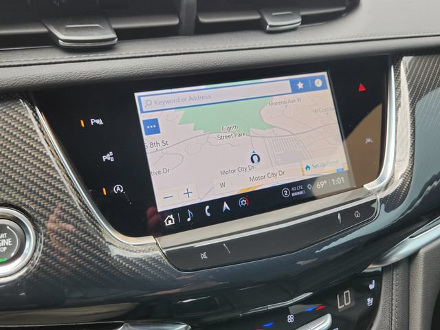 Used 2024 Cadillac XT6 Sport w/ Technology Package AWD/4WD image 14