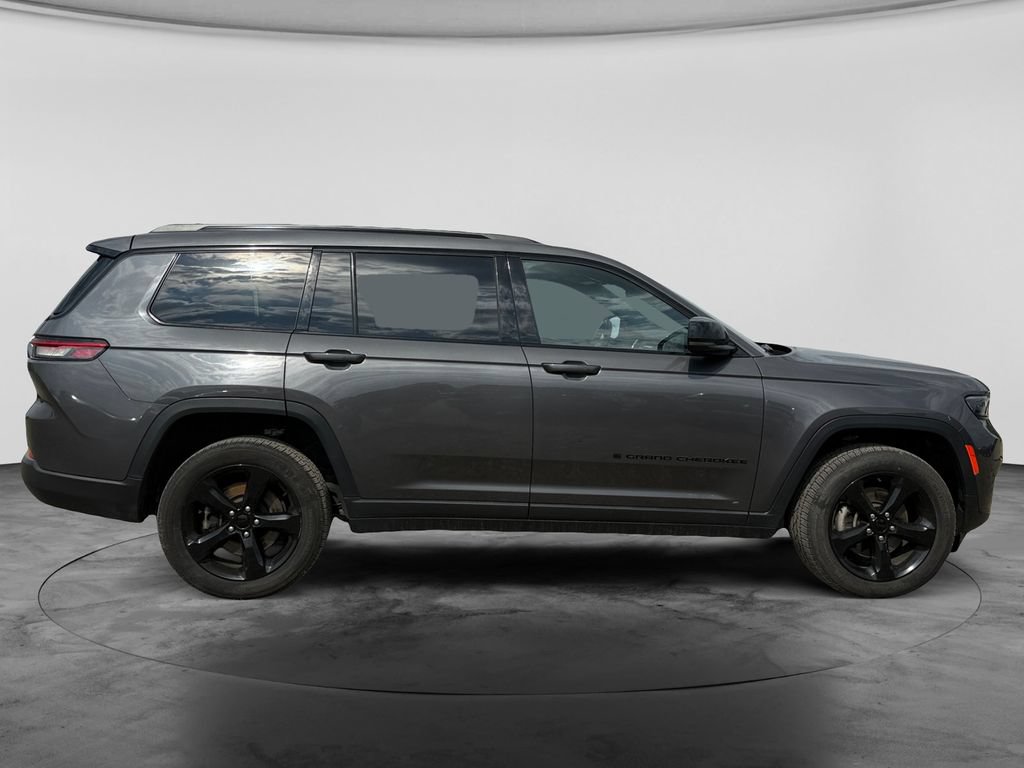 Used 2023 Jeep Grand Cherokee L Laredo AWD/4WD image 11