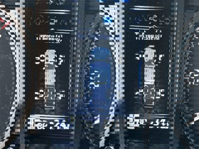 Used 2021 Toyota Tacoma TRD Off-Road w/ TRD Premium Off Road Package image 17