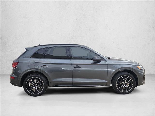 Certified 2022 Audi SQ5 Prestige image 4