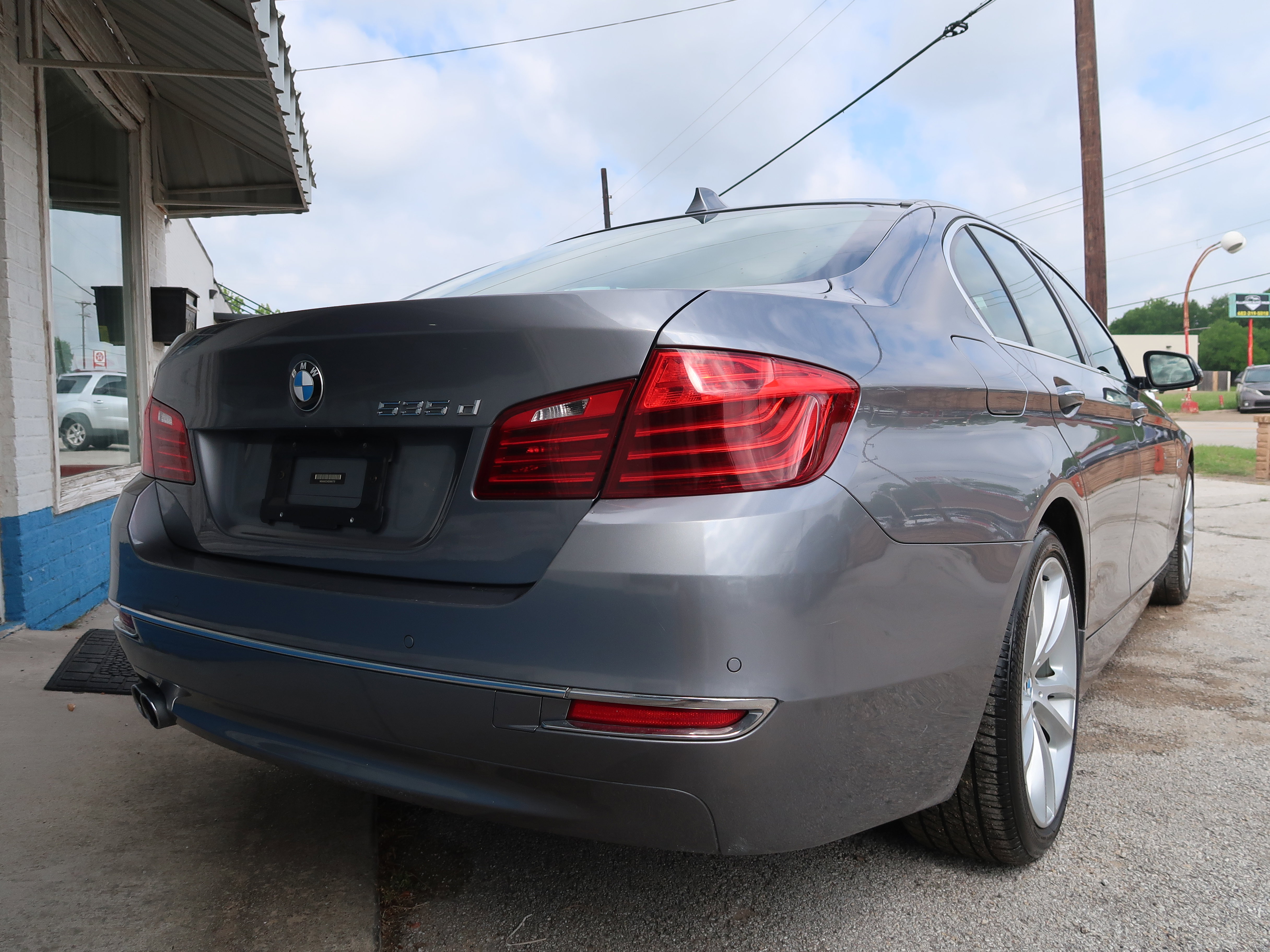 Used 2014 BMW 535d Sedan RWD image 8