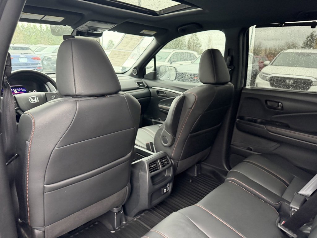 Certified 2022 Honda Passport TrailSport image 30