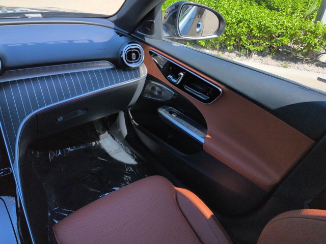 Used 2025 Mercedes-Benz C 300 Sedan image 18