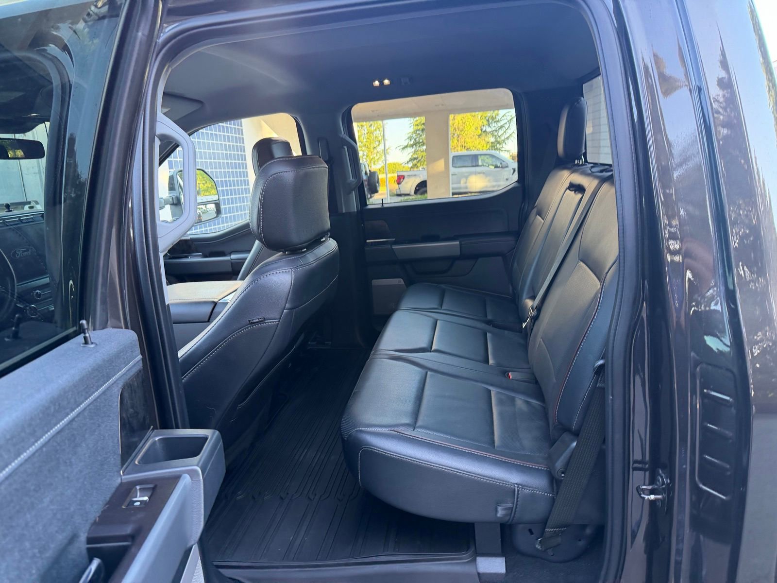 Used 2024 Ford F450 Lariat w/ FX4 Off-Road Package image 13