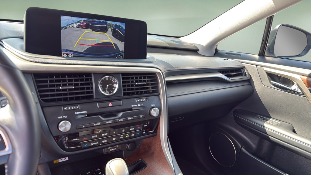 Used 2022 Lexus RX 350L Premium w/ Premium Package AWD/4WD image 35