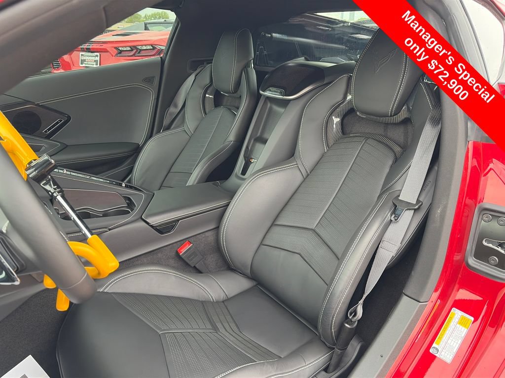 Used 2025 Chevrolet Corvette Stingray Preferred Cpe w/ Stealth Interior Trim Package RWD image 21