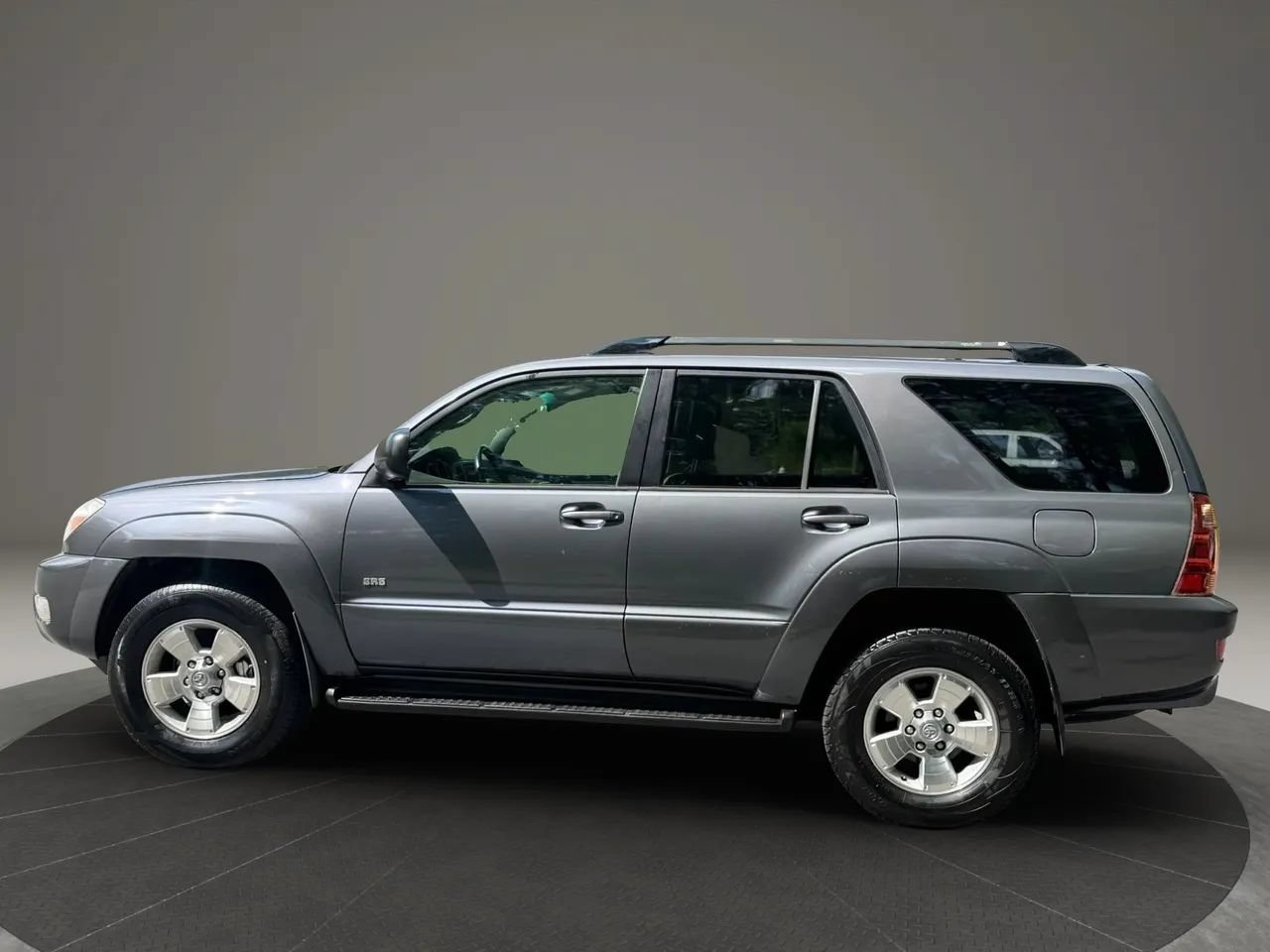 Used 2005 Toyota 4Runner SR5 RWD image 7