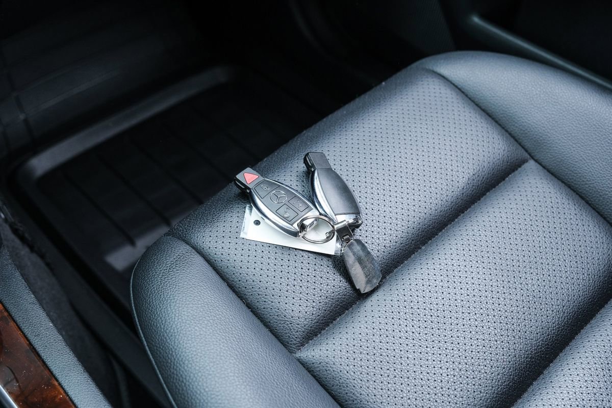 Used 2014 Mercedes-Benz GLK 250 BlueTEC 4MATIC image 56