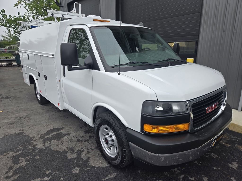 Used 2019 GMC Savana 3500 w/ Power Convenience Package image 6