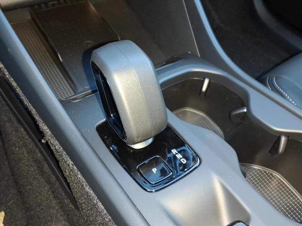 New 2026 Volvo XC40 B5 Core w/ Climate Package AWD/4WD image 22