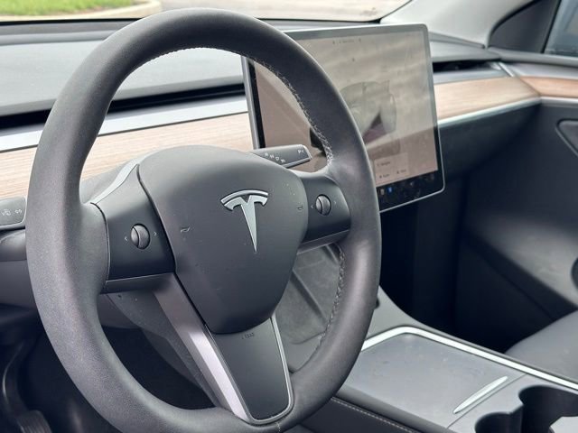 Used 2023 Tesla Model Y Long Range image 9