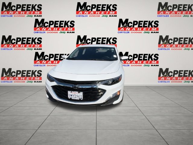 Used 2025 Chevrolet Malibu RS FWD image 3