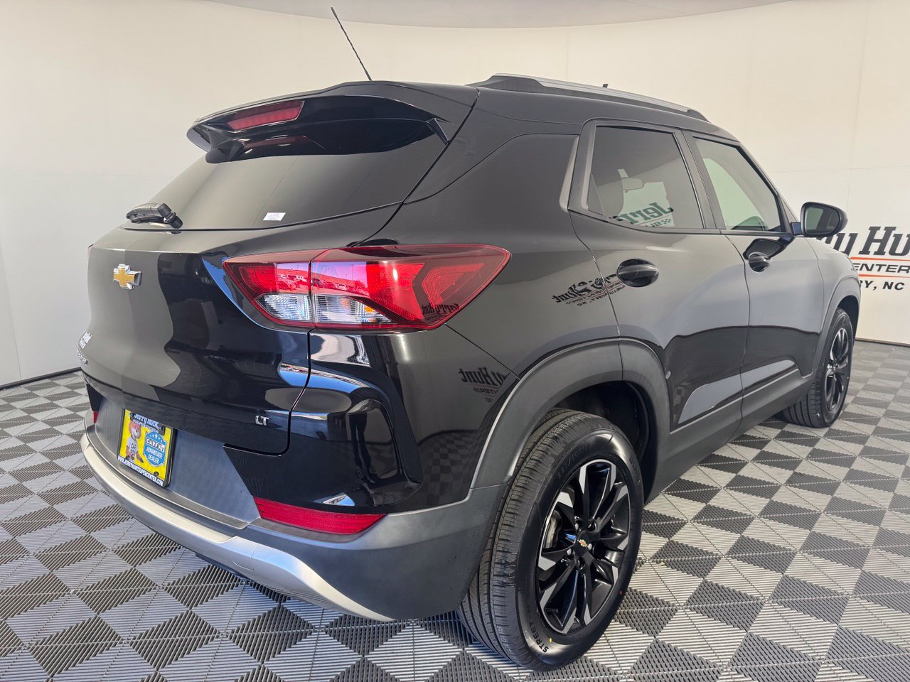 Used 2023 Chevrolet TrailBlazer LT FWD image 5