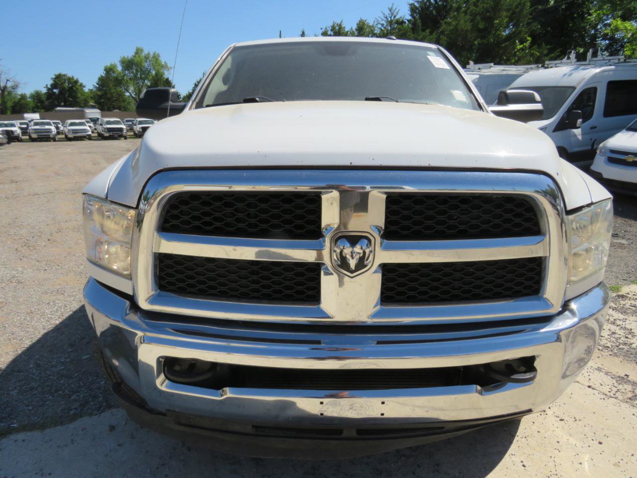 Used 2018 RAM 2500 Tradesman w/ Chrome Appearance Group image 2