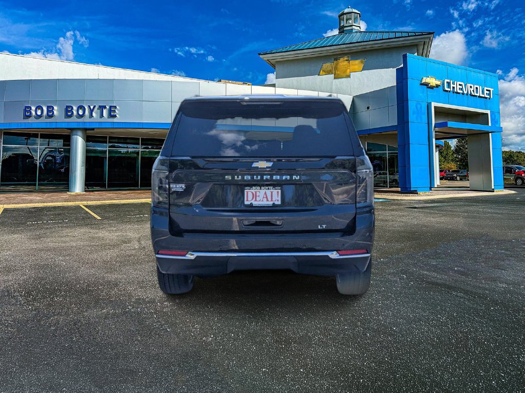 New 2027 Chevrolet Suburban LT w/ Comfort Package RWD image 4