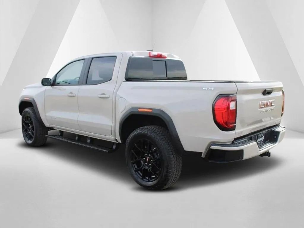 New 2026 GMC Canyon Elevation w/ Convenience Package image 5