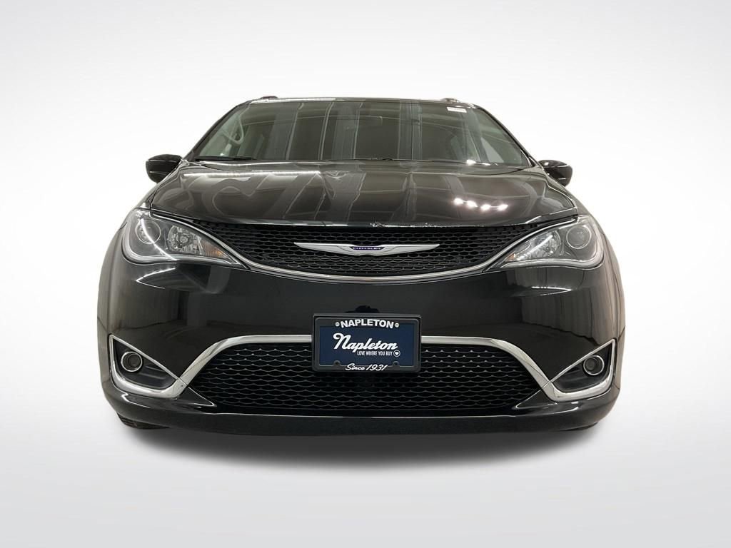 Used 2020 Chrysler Pacifica Touring-L FWD image 5
