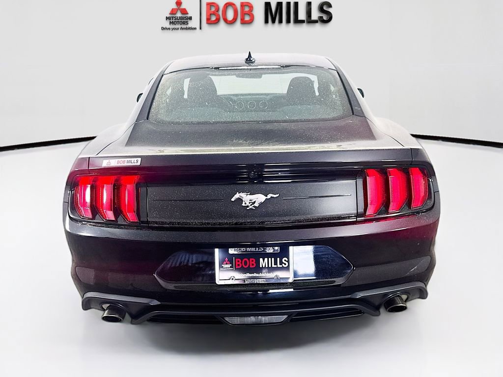 Used 2021 Ford Mustang EcoBoost image 6