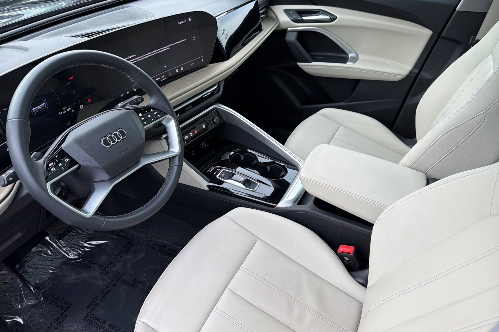 Used 2025 Audi Q5 Premium w/ Convenience Package image 9