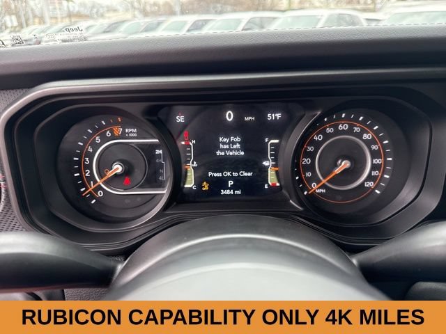 Used 2025 Jeep Gladiator Rubicon w/ Technology Group AWD/4WD image 12