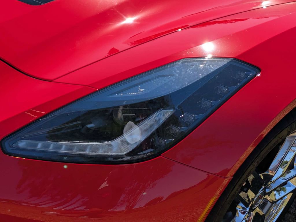 Used 2019 Chevrolet Corvette Stingray Coupe w/ 1LT RWD image 10