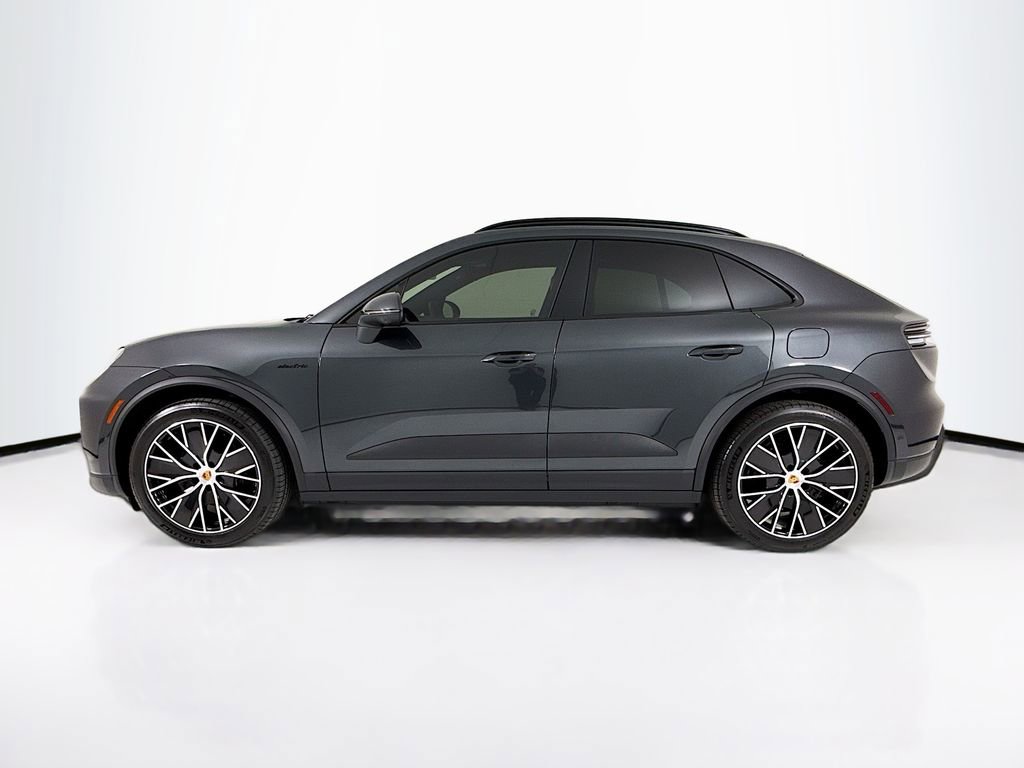 New 2026 Porsche Macan Electric image 2