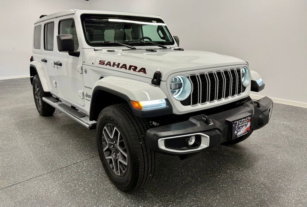 Used 2024 Jeep Wrangler Sahara w/ Safety Group image 14