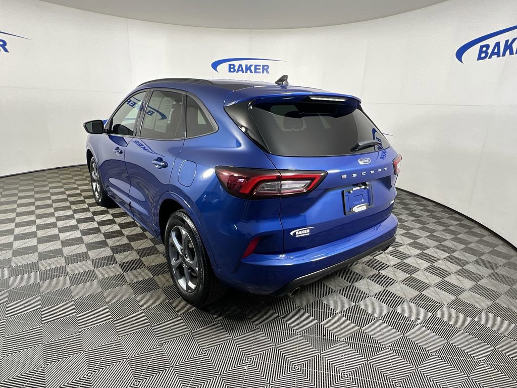 Used 2023 Ford Escape ST-Line image 7