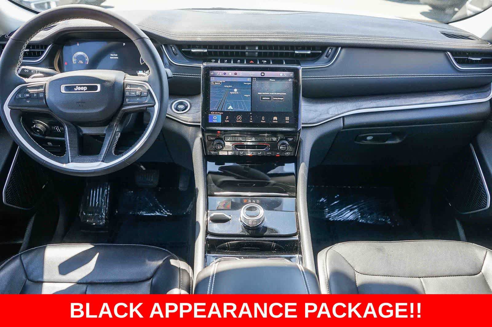 Used 2023 Jeep Grand Cherokee Limited w/ Black Appearance Package AWD/4WD image 11