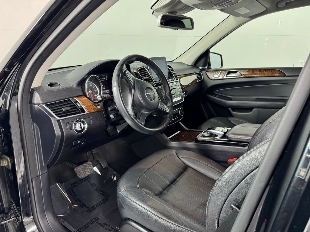 Used 2017 Mercedes-Benz GLS 450 4MATIC image 9