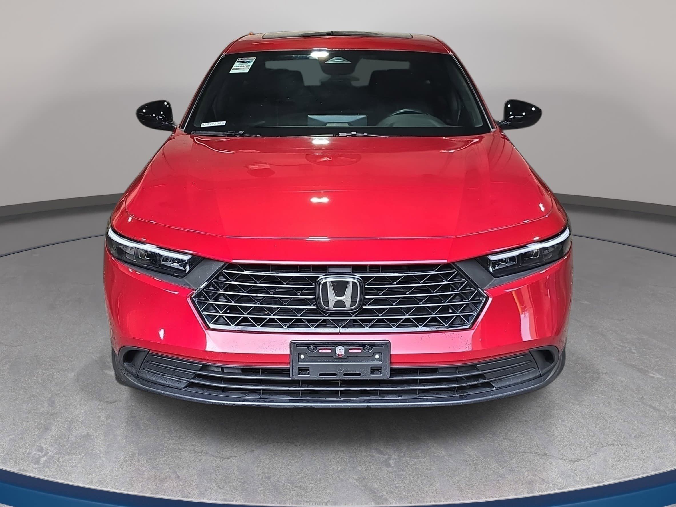 Used 2024 Honda Accord Sport image 2