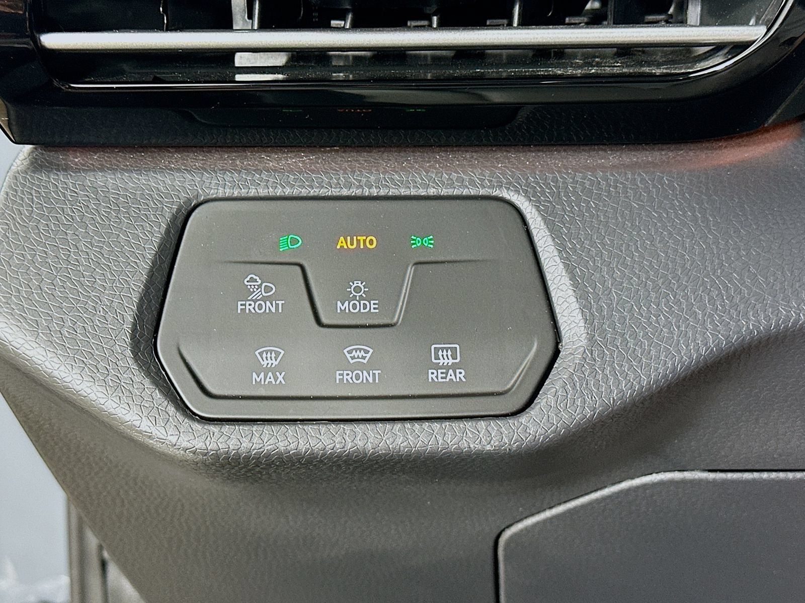 Used 2025 Volkswagen ID.4 Pro S AWD/4WD image 26