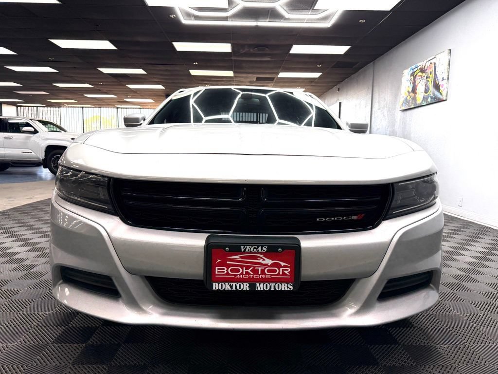 Used 2022 Dodge Charger SXT RWD image 3