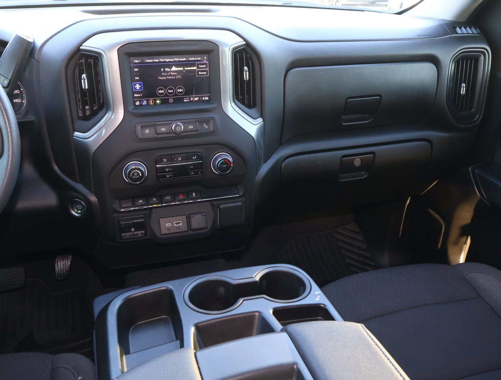 Used 2025 Chevrolet Silverado 1500 Custom image 12