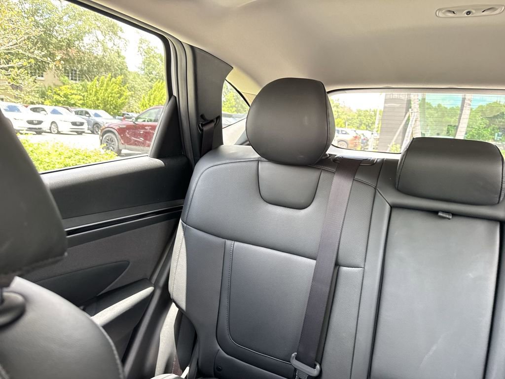 Used 2023 Hyundai Tucson SEL w/ Convenience Package FWD image 17