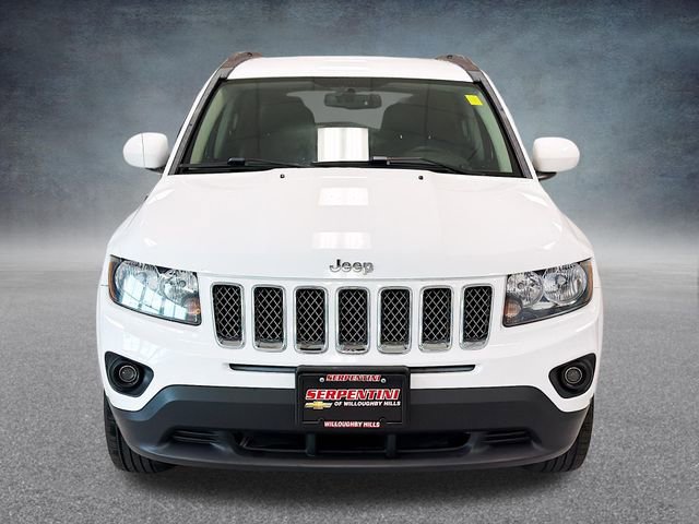 Used 2016 Jeep Compass Latitude image 3