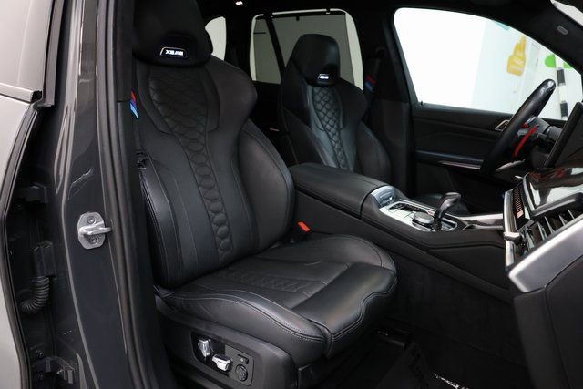 Used 2025 BMW X5 M Competition w/ Executive Package image 91