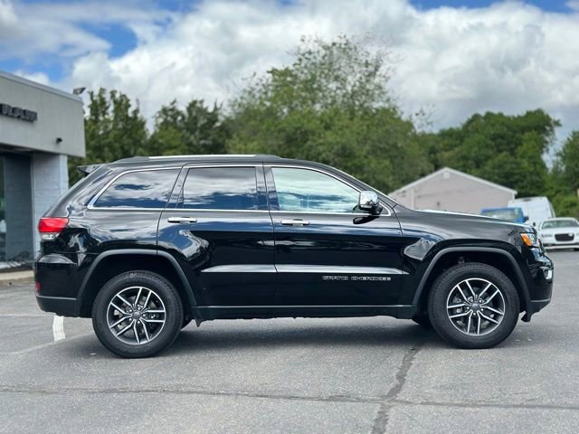 Used 2019 Jeep Grand Cherokee Limited AWD/4WD image 4