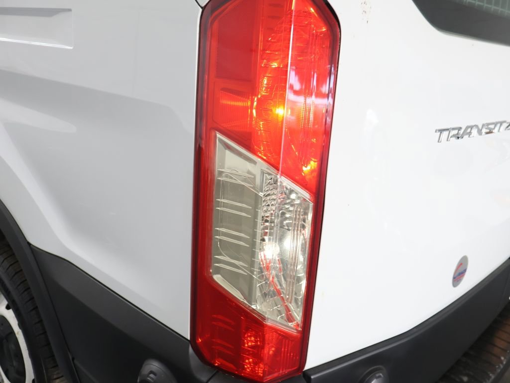 Used 2020 Ford Transit 250 Medium Roof w/ Load Area Protection Package image 18