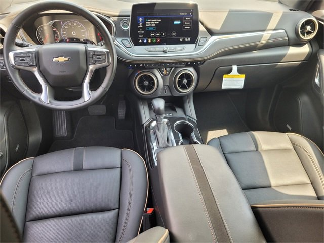 Used 2025 Chevrolet Blazer Premier w/ Driver Confidence II Package image 15