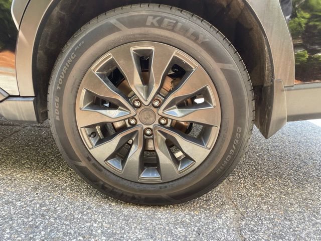 Used 2023 Subaru Outback Onyx Edition AWD/4WD image 9