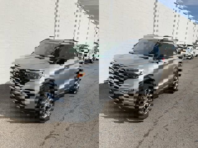 Used 2021 Ford Explorer XLT w/ Equipment Group 202A image 35