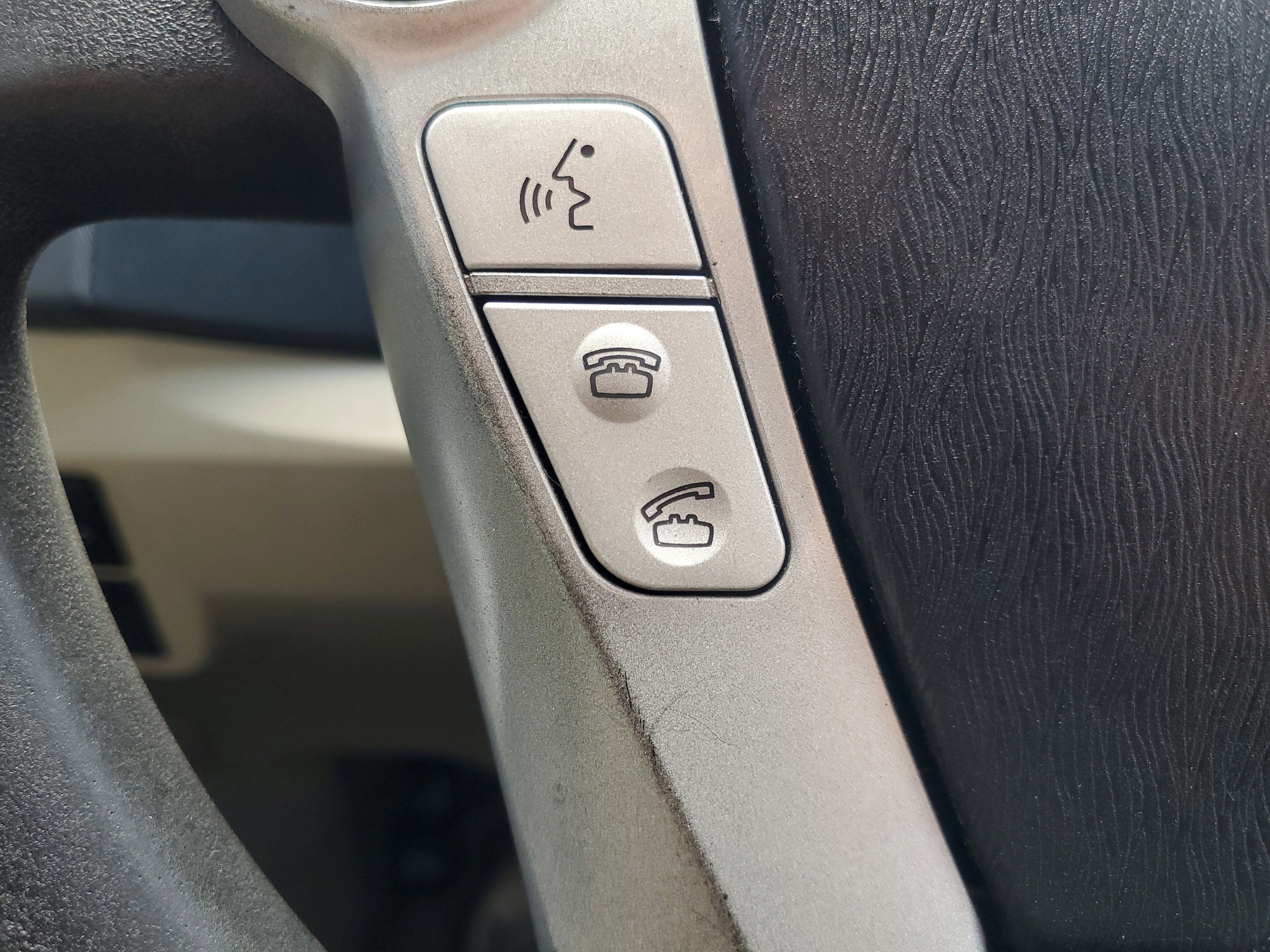 Used 2011 Toyota Prius Three w/ Solar Roof Pkg FWD image 21