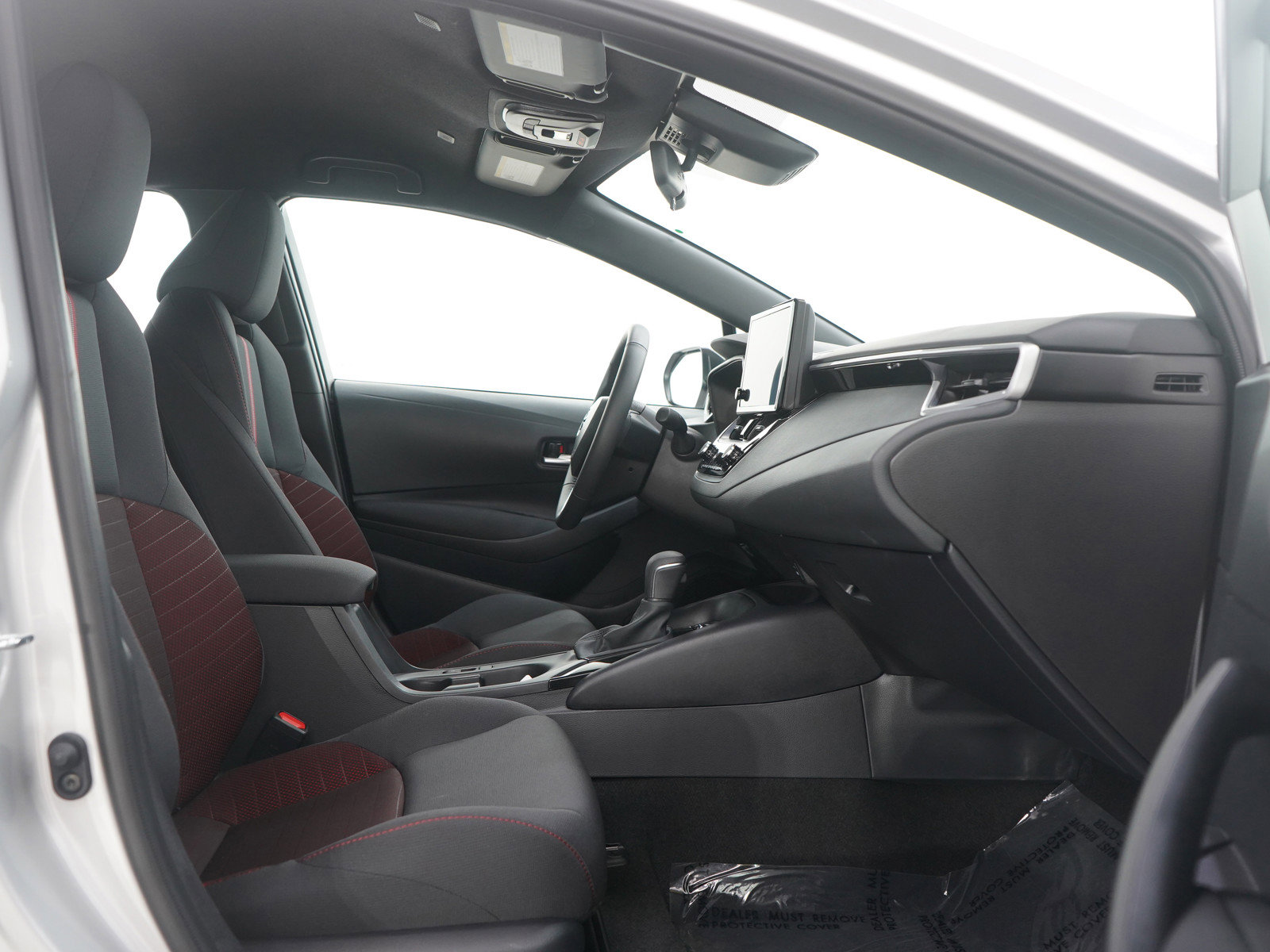Used 2026 Toyota Corolla SE image 11